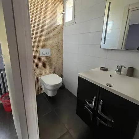 Spacieux A Saint-raphael, 150 M² Apartmán