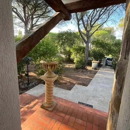 Spacieux A Saint-raphael, 150 M² Apartment *