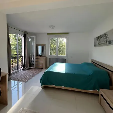 Spacieux à Saint-raphaël, 150 M² Appartamento